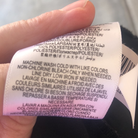 Beautiful BCBG Generation Flowly Dress - Picture 13 of 13